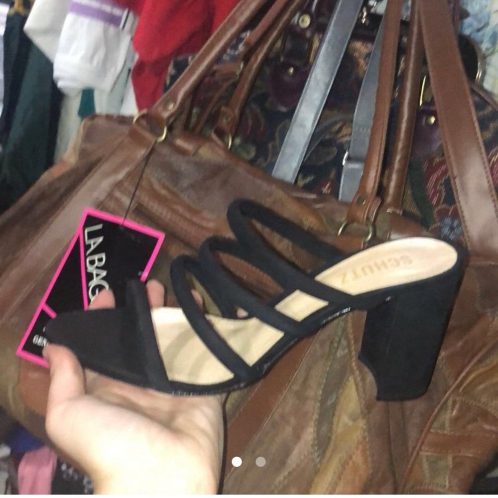 Schutz felisa new in box black strappy heels size 10 👠